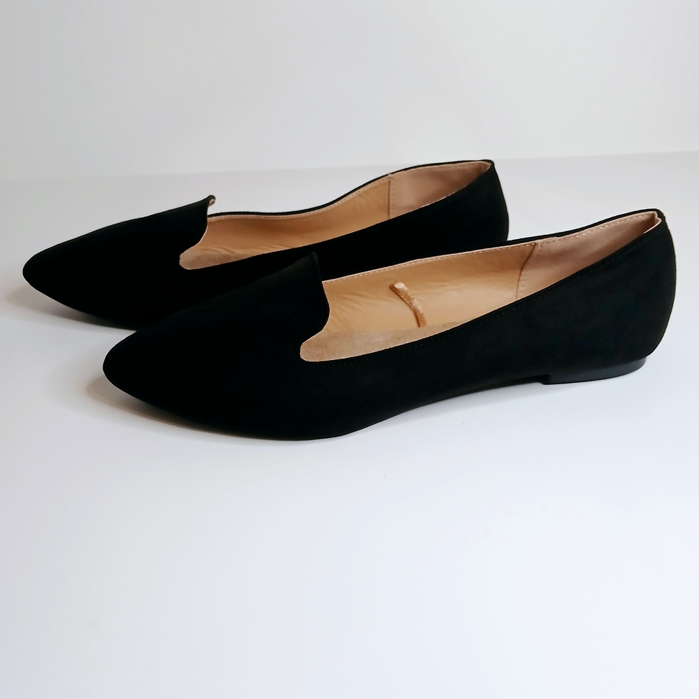 Black Suede Pointed-Toe Flats Womens Size 9 Wide - Picture 3 of 8